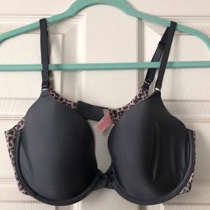 NWOT Victoria Secrets Bra